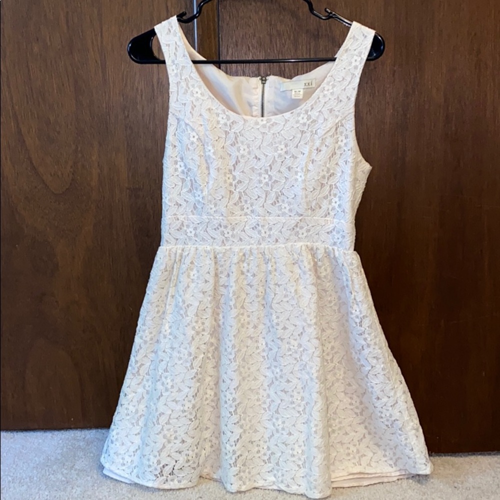 Lace dress